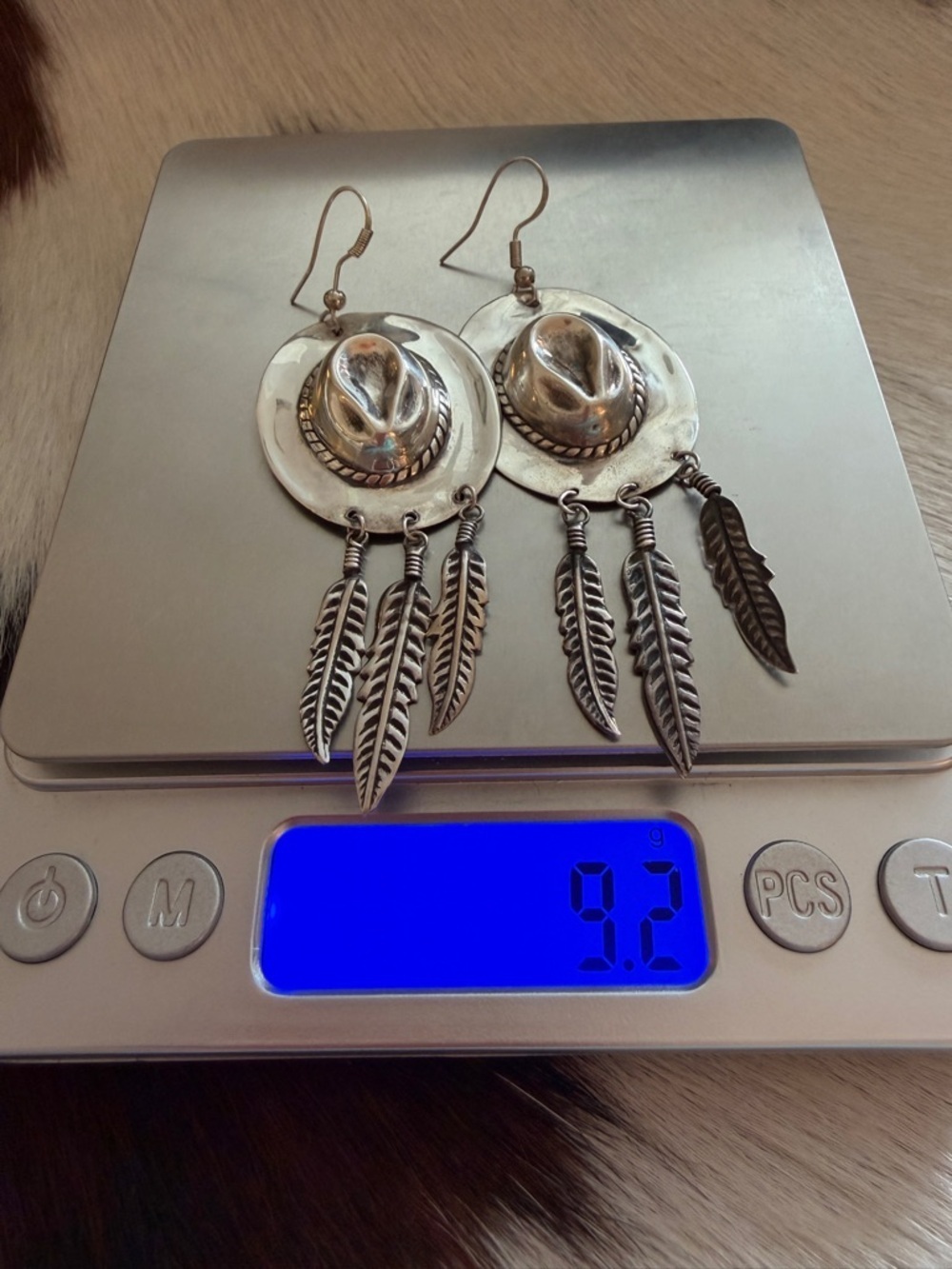 ❤️ Signed “PAJ” Vintage Sterling Silver 9.2G Cowboy Hat w Feather Dangles 3.12”L - Picture 14 of 17